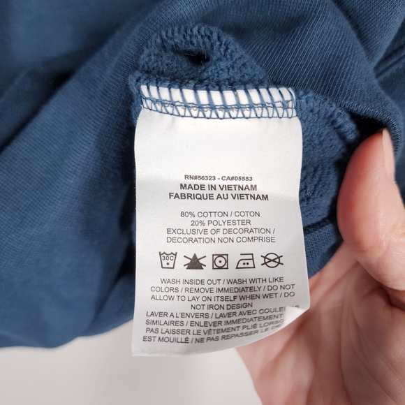 NIKE MOCK NECK LONG SLEEVE CROPPED SWEATSHIRT - Picture 8 of 8